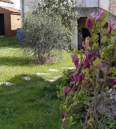 Gite Rue Pasteur Is-sur-Tille Exterior foto